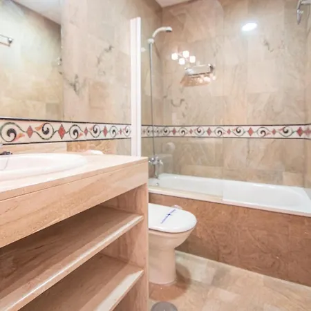 El Meridiano De Appartement Cadix